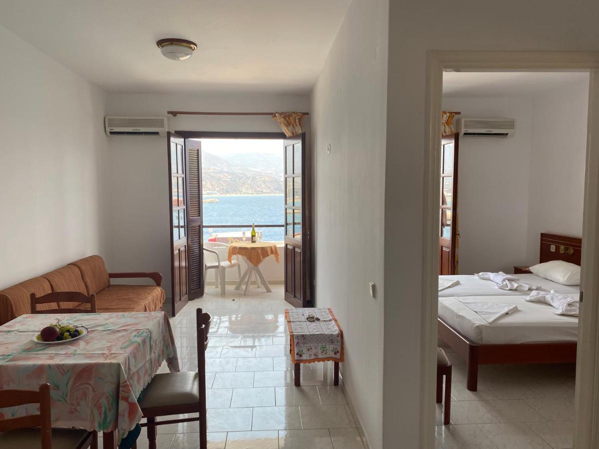 Dolphin Hotel Apartments Karpathos Exterior foto